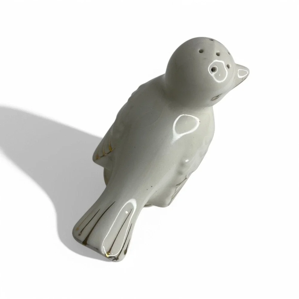 Dove Bird Salt and Pepper Shakers VTG White Gold Mid‎ Century 3